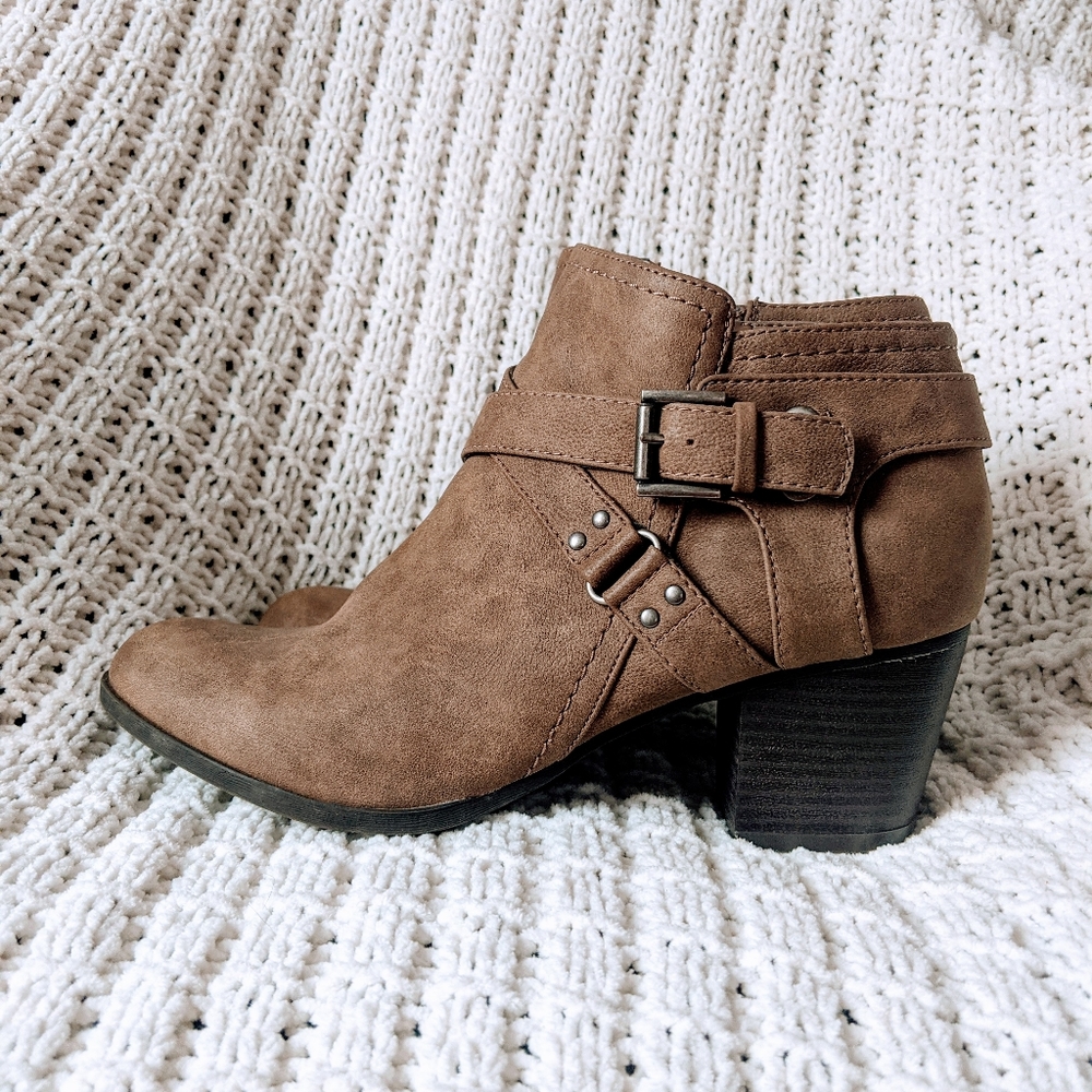 Women's Indigo Rd. Boots - Size 9